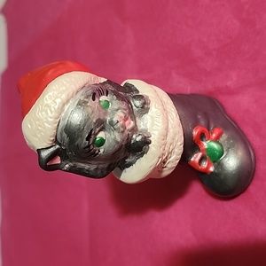HANDMADE HAND PAINTED 🐈 CAT CHRISTMAS FIGURINE.